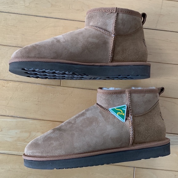 UGG Ultra Mini Chestnut BRAND NEW with tags Unisex Men’s US size 9/ Women’s 10 main image 8